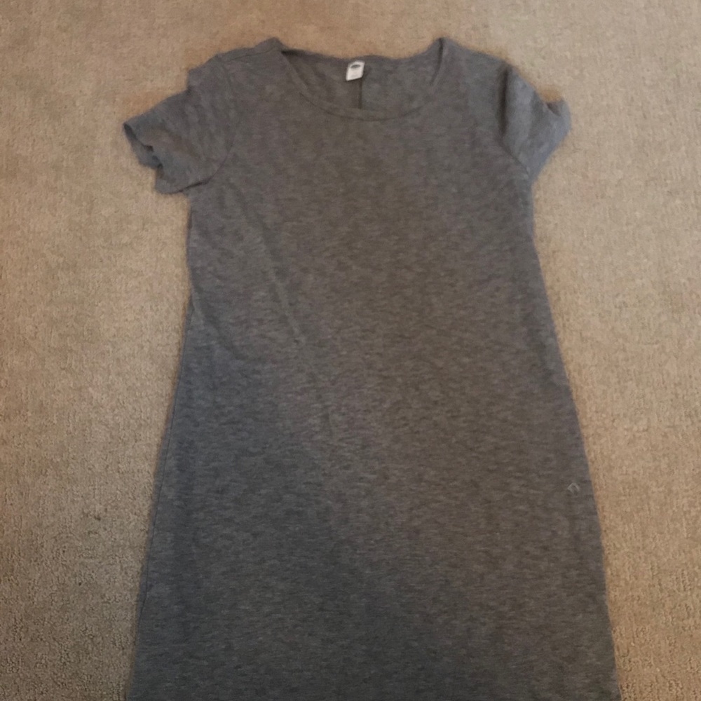grey dress